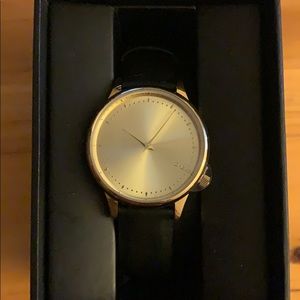 NBW Komono leather watch